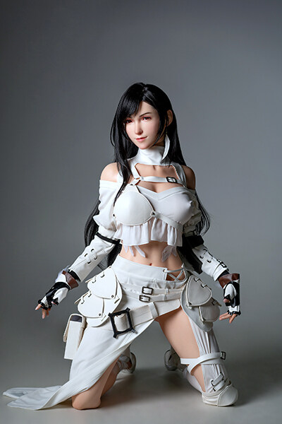 171cm G カップ ティファ FF7 戦闘服 ラブドール